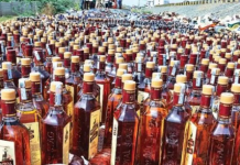 बिहार पुलिस पर शराब बंटवारे का आरोप