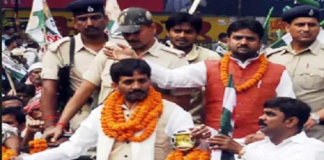 भाजपा में शामिल हुए बाहुबली पूर्व विधायक सुनील पांडे