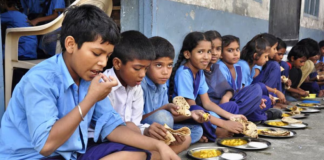 मिड डे मील योजना में बड़ी हेरा फेरी का खुलासा