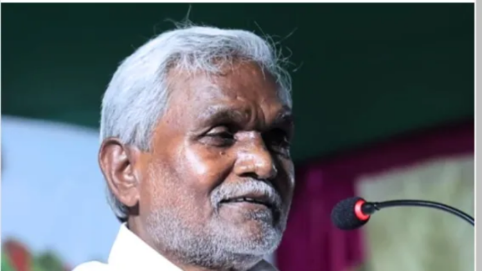 BJP के चंगुल में फंसने से बच गए चंपाई!