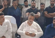 पप्पू यादव से मिलने पहुंचे खान सर, पिता के निधन पर शोकसभा में होंगे शामिल पप्पू यादव से मिलने पहुंचे खान सर