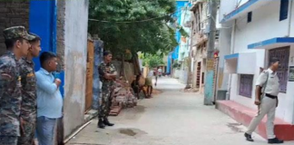 भाजपा के दबंग नेता के घर रेड