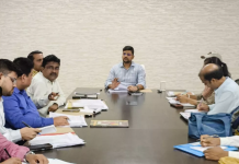 Bihar Teacher: समय से पहले स्कूल छोड़ना पड़ेगा महंगा! 48 शिक्षकों पर गिरी गाज, DM ने मांगा स्पष्टीकरण Bihar Teacher