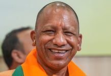 यूपी में संविदा कर्मियों के लिए खुशखबरी, योगी सरकार ने बढ़ाया मानदेय; अब हर महीने मिलेंगे इतने रुपए